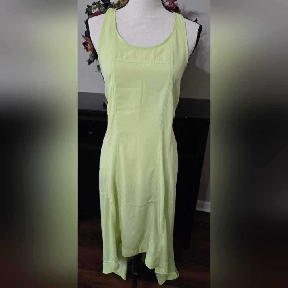 NWT- Kenneth Cole Lime Yelliw Razorback Hi-Lo Formal Gown/Prom Dress, Sz XS.